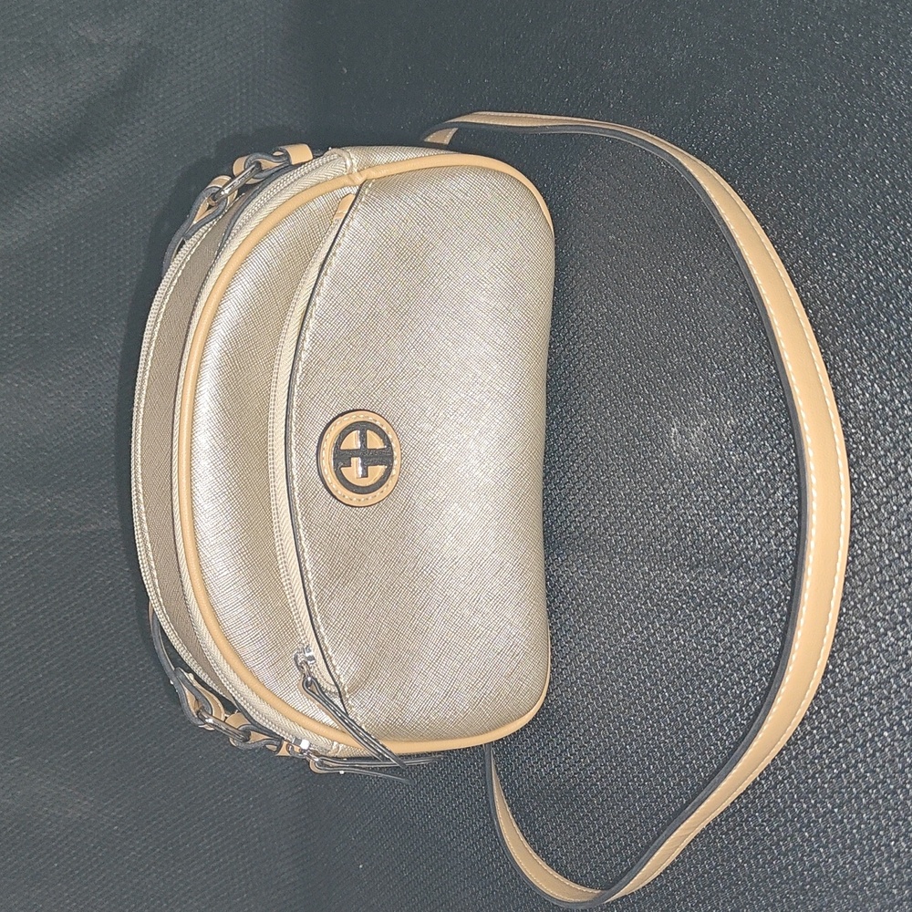 Giani Bernini Dome Saffiano Cross Body Bag